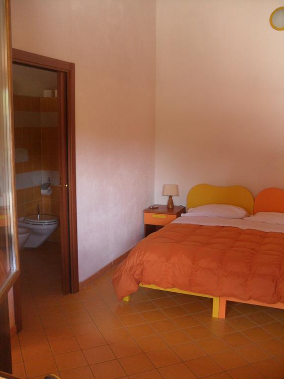 Agriturismo Usurtala Orani ภายนอก รูปภาพ